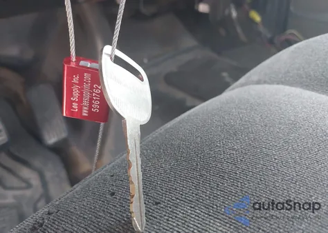 2005 Chevrolet Silverado 1500 Ls from USA, damaged, VIN 2GCEC13T151377876